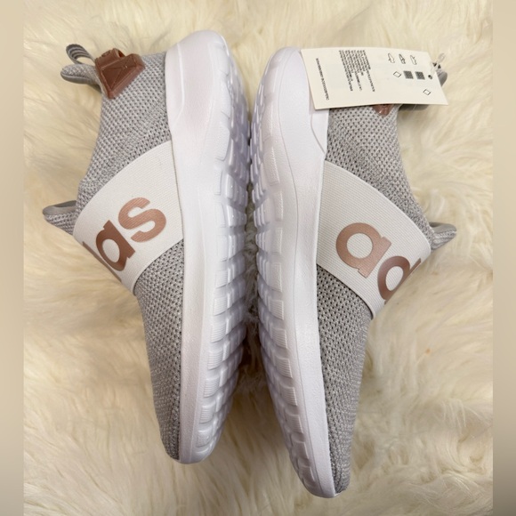 New Girls Adidas Light Gray Knit Slip-On Sneakers with White Soles - Picture 4 of 9